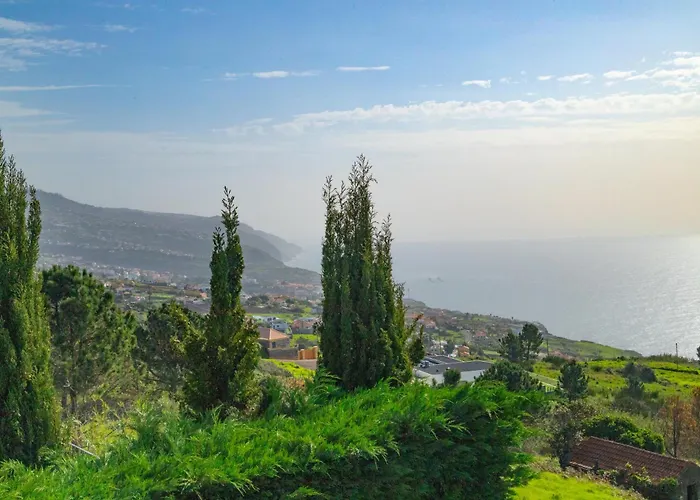 Eden Sky In Prazeres